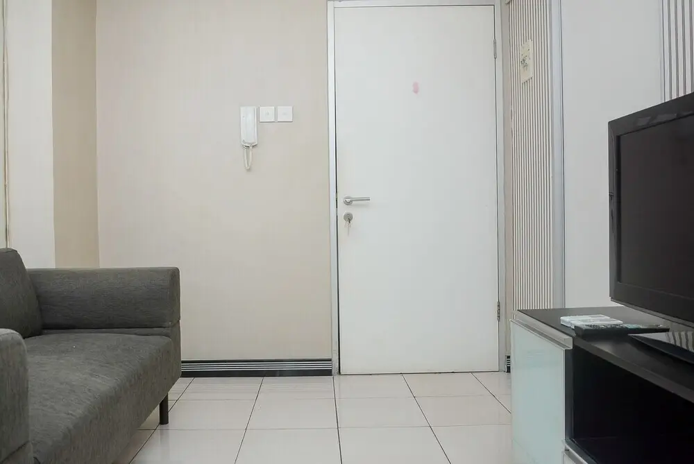 Fully Furnished & Comfortable Design 2Br Green Bay Pluit Apartment — фото 1