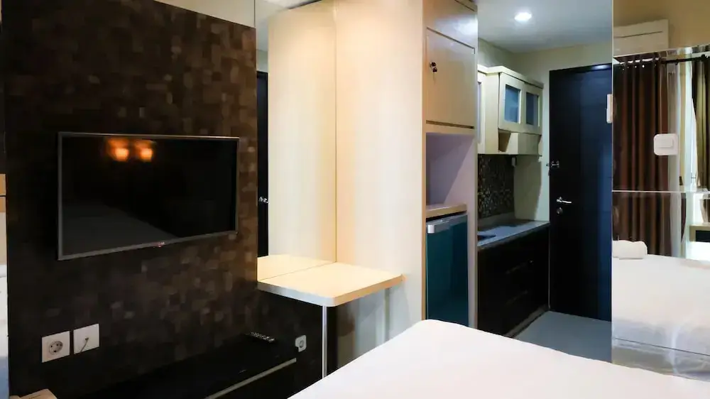 Сурабая: Strategic And Cozy Studio At Tamansari Papilio Apartment