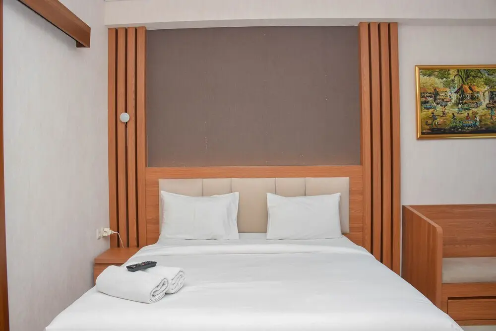 Бекаси: Homey 1Br With Living Room At Grand Kamala Lagoon Apartment