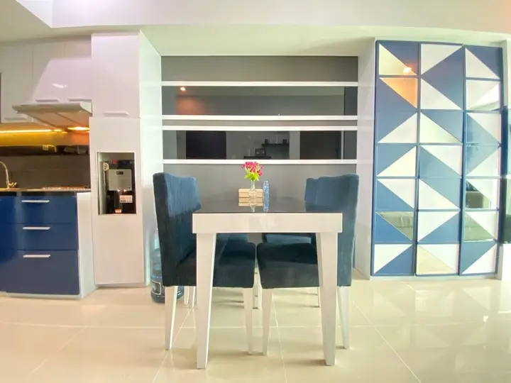Бандунг: Luxury 2Br Deluxe Apartment At Tamansari La Grande Near Bip Bandung