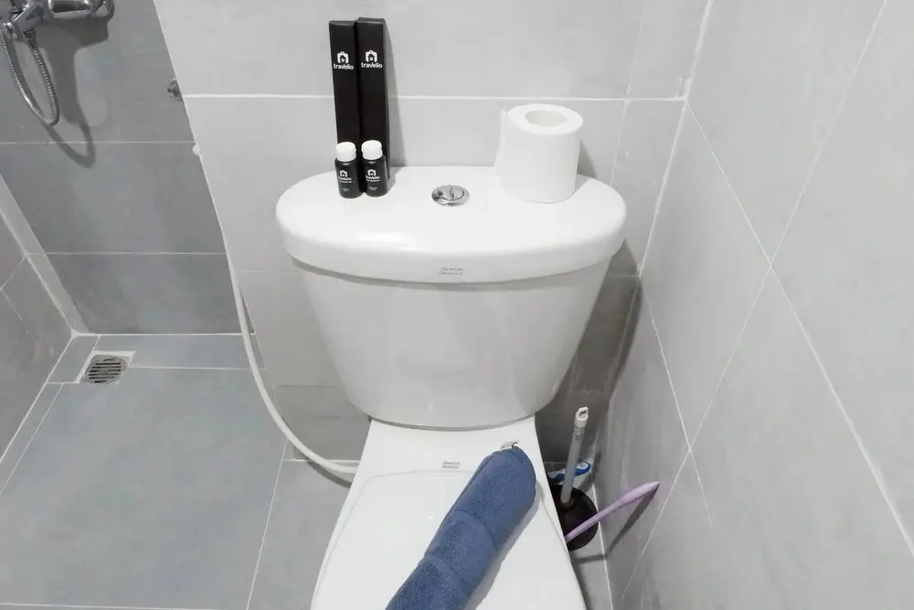 Сурабая: Modern Stylish Studio At Taman Melati Surabaya Apartment