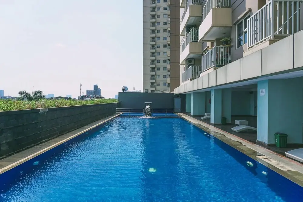 Джакарта: Comfy And Nice 1Br At Belmont Residence Puri Apartment