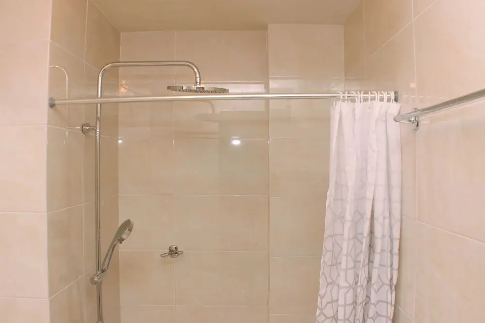 Чикаранг: Stunning And Comfortable 1Br Apartment Mustika Golf Residence