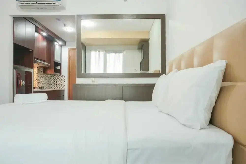 Джакарта: Cozy Studio Apartment At Woodland Park Residence