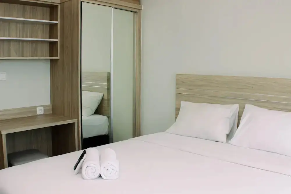 Бекаси: Stunning And Comfy Studio Apartment Springlake Summarecon Bekasi