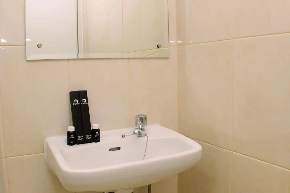 Бекаси: Stunning And Comfy Studio Apartment Springlake Summarecon Bekasi