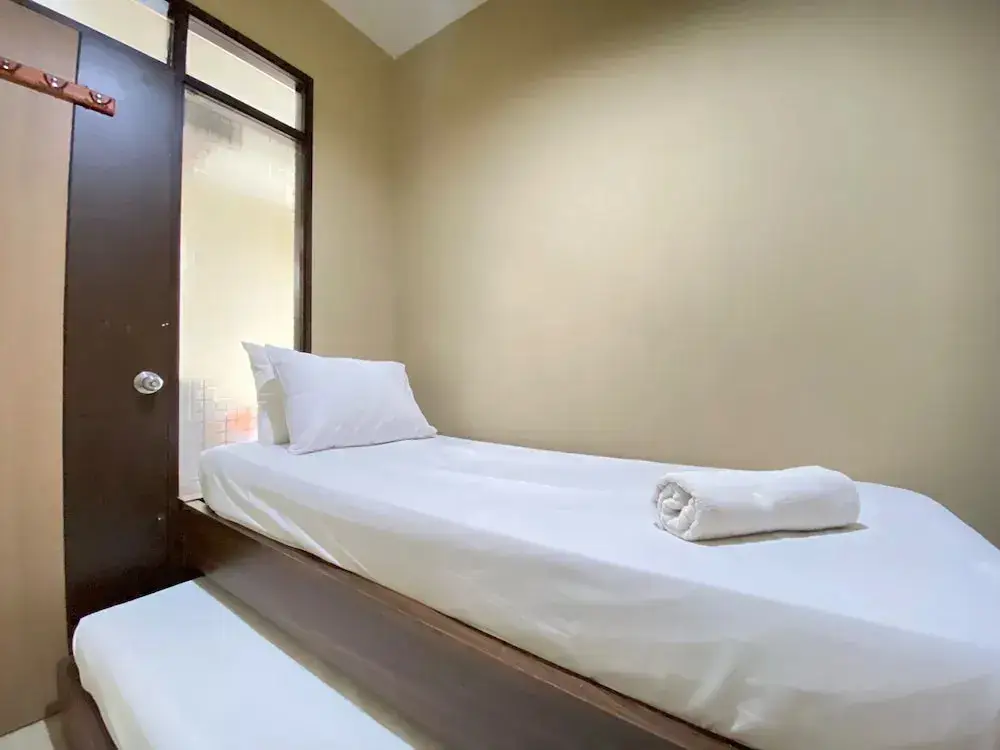 Чимахи: Comfortable 2Br At The Edge Bandung Apartment