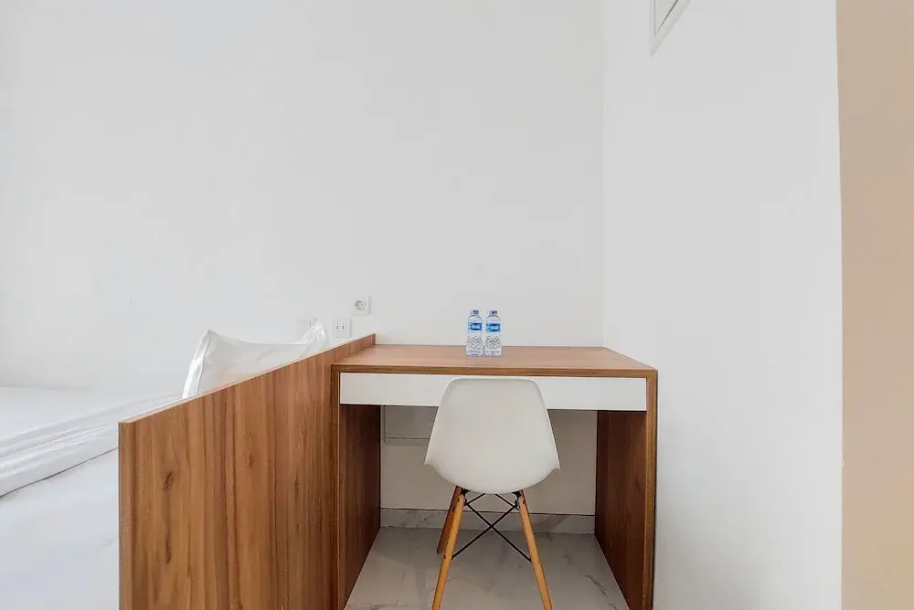 Legok: Nice And Comfy Studio Apartment At Sky House Bsd