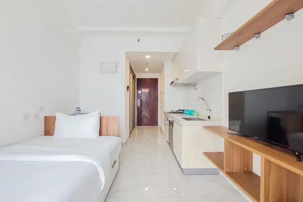 Legok: Nice And Comfy Studio Apartment At Sky House Bsd