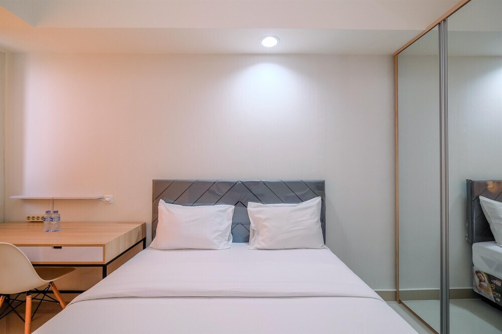Депок: Simply And Cozy Studio At Evenciio Margonda Apartment