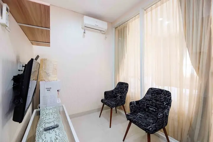 Депок: Comfort And Minimalist 1Br At Atlanta Residences