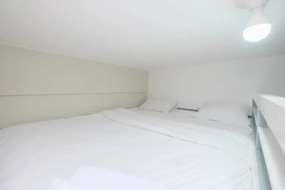 Бекаси: Warm And Restful Studio At Springlake Summarecon Apartment
