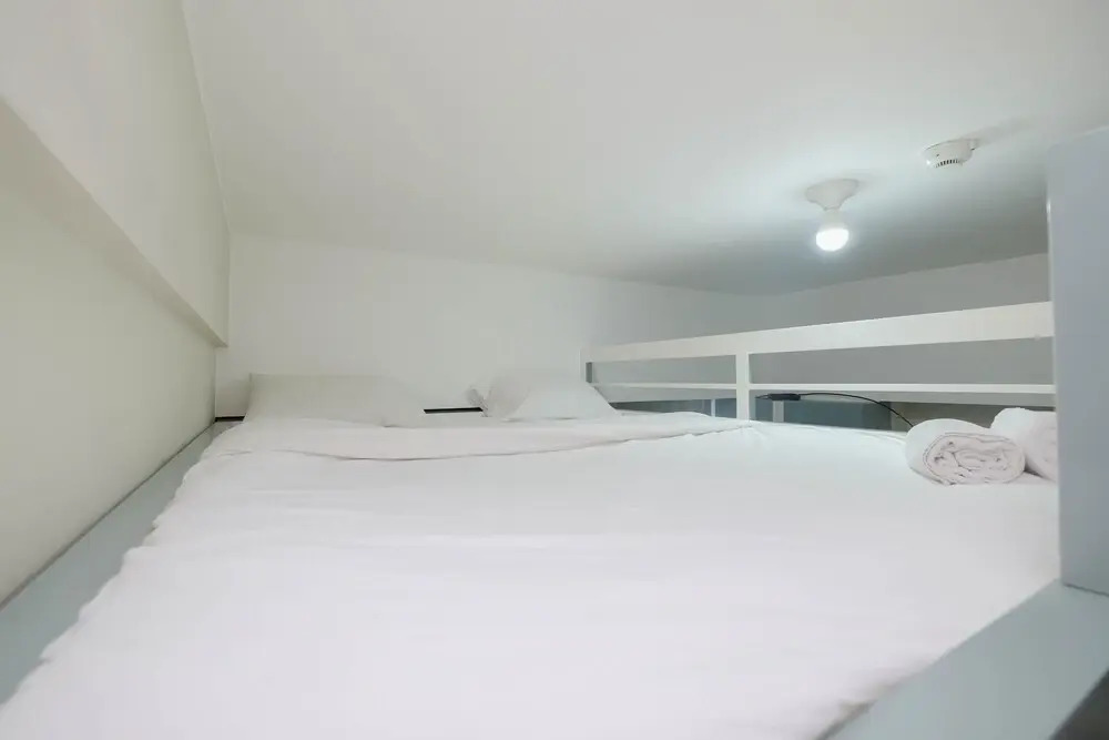 Бекаси: Warm And Restful Studio At Springlake Summarecon Apartment