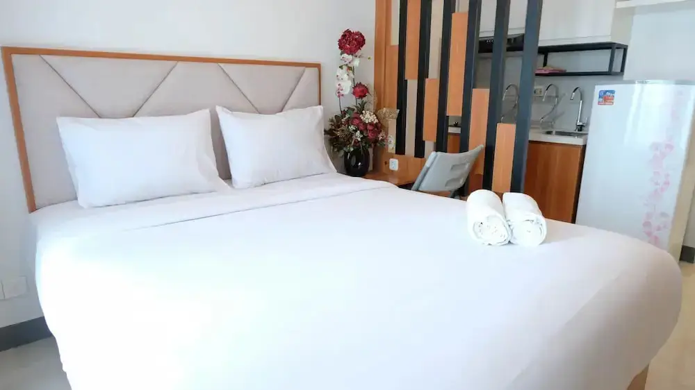 Сурабая: Calm Studio At Supermall Mansion Apartment Benson Tower