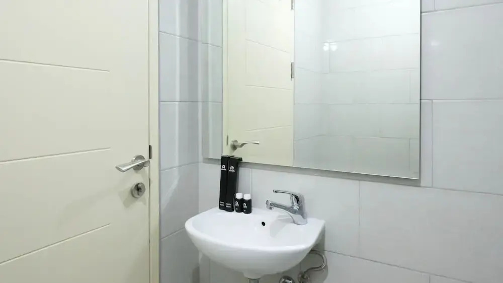 Сурабая: Calm Studio At Supermall Mansion Apartment Benson Tower