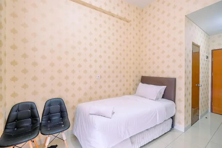 Депок: Classic Studio Room At Dave Apartment