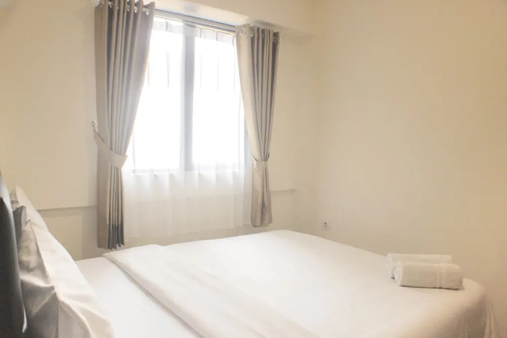 Сибату: Comfort 1Br With Dining Room At Meikarta Apartment