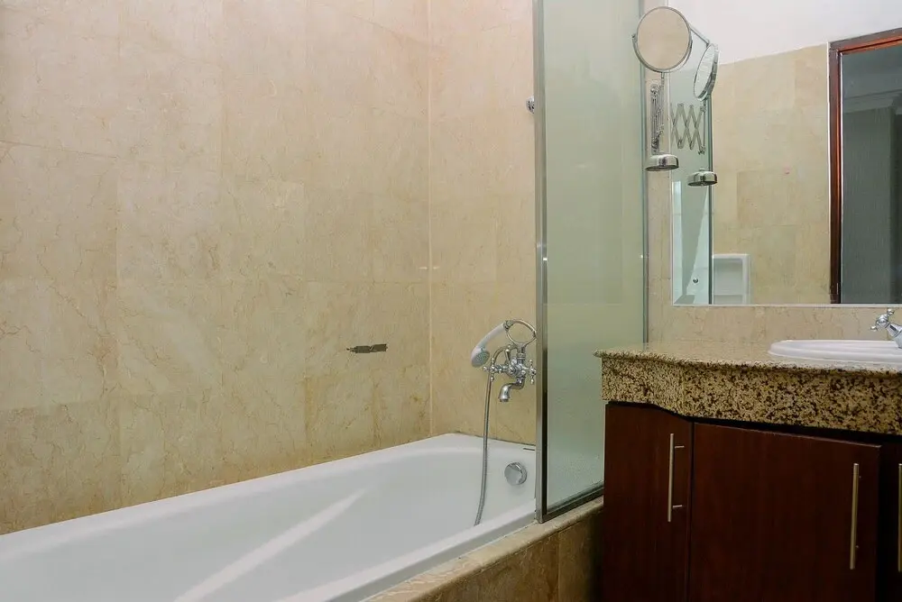 Джакарта: Exclusive 2Br The Bellezza Apartment With City View
