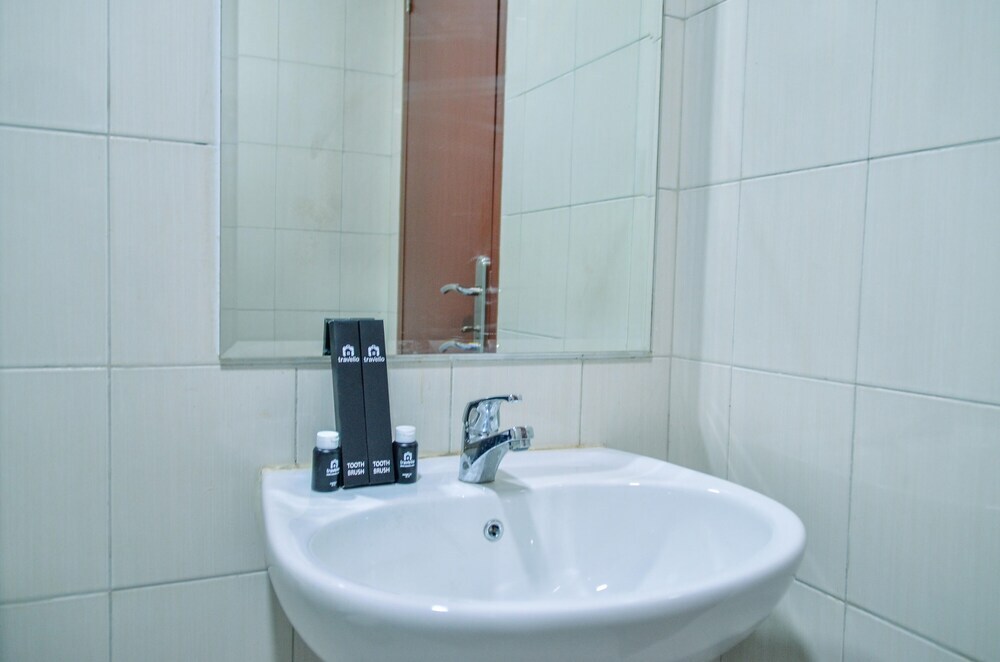 Джакарта: Comfort 2Br At Signature Park Grande Apartment