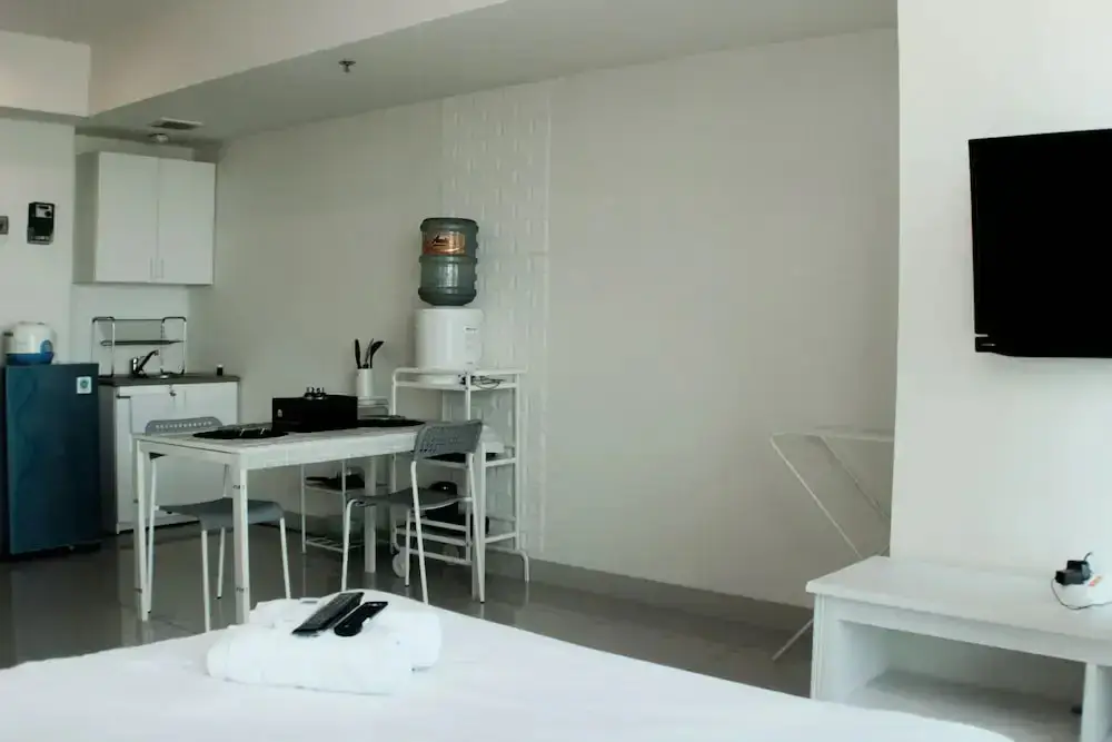 Бекаси: Warm And Cozy Studio At Grand Kamala Lagoon Apartment