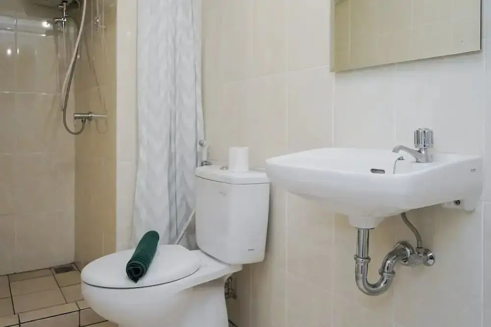 Legok: Nice And Fresh 2Br Apartment At M-Town Residence