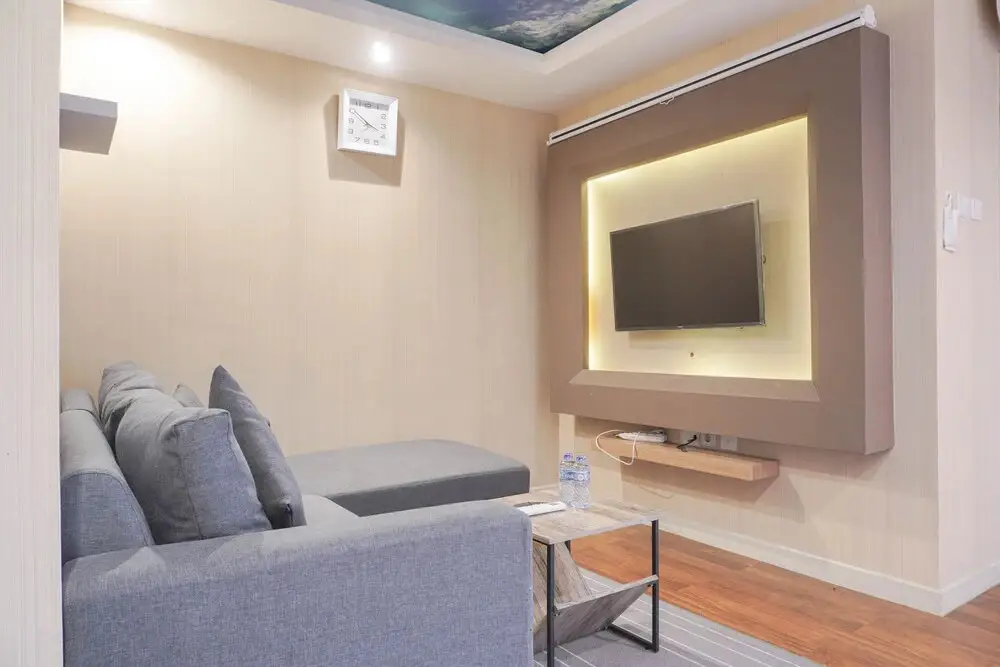 Депок: Combine 2Br At Cinere Bellevue Suites Apartment