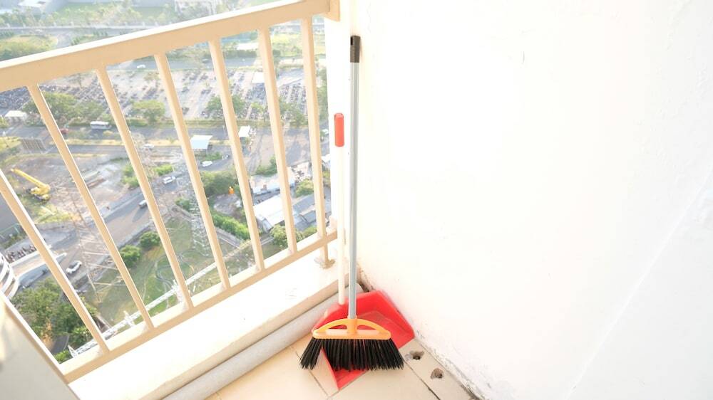 Сурабая: Comfy And Tidy Studio At Orchard Supermall Mansion Apartment