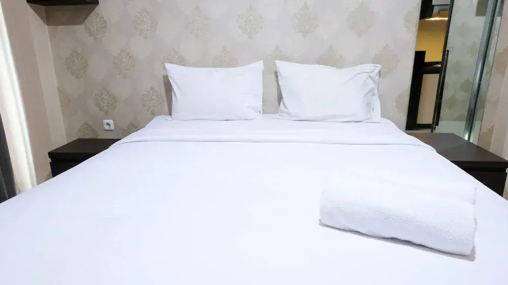 Сурабая: Comfy And Tidy Studio At Orchard Supermall Mansion Apartment