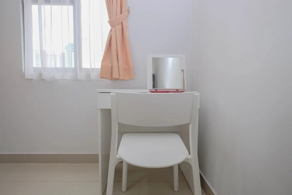 Джакарта: Spacious And Nice 2Br Apartment At Royal Olive Residence