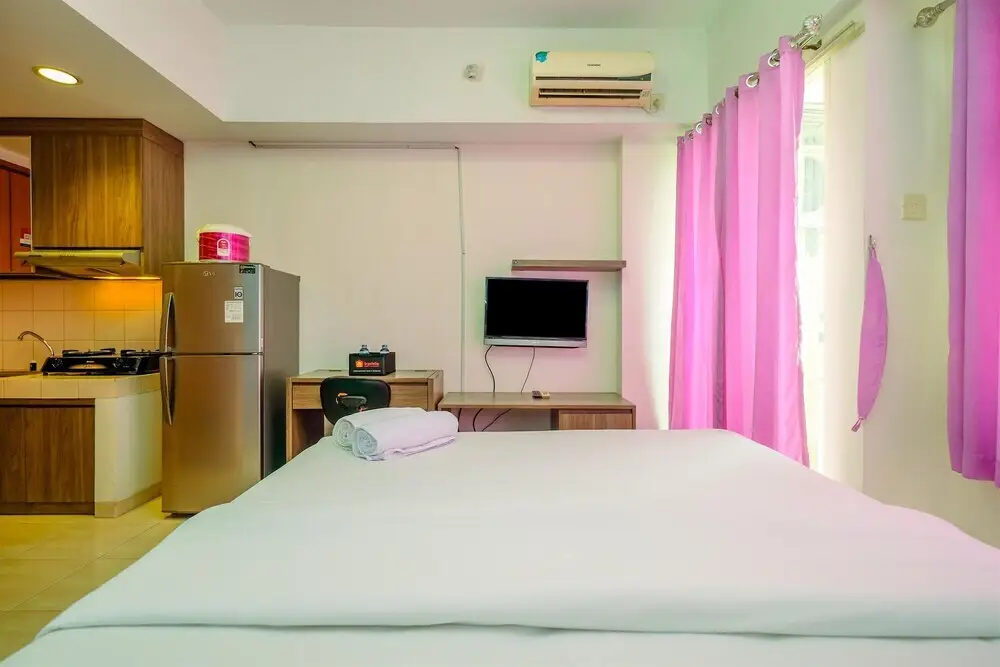Депок: Comfort Studio At Margonda Residence 3 Apartment