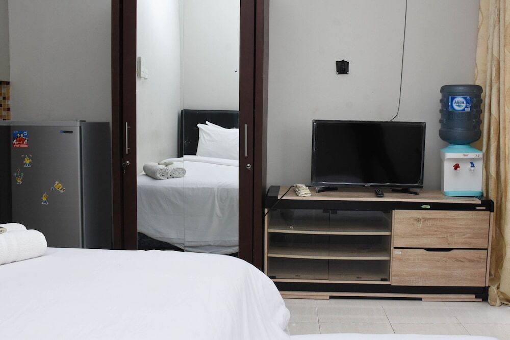 Депок: Homey And Tidy Studio Taman Melati Margonda Apartment Near Campus