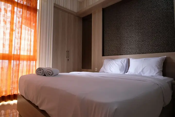 Сурабая: Cozy Minimalist Studio Apartement At Bale Hinggil