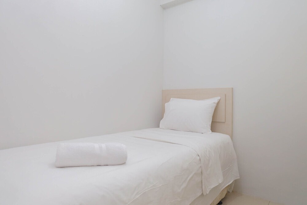 Джакарта: 2Br With Cozy Style At Bassura City Apartment