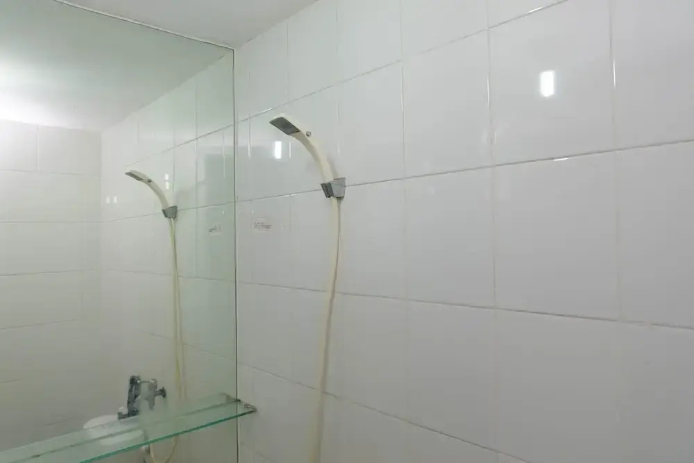 Джакарта: 2Br With Cozy Style At Bassura City Apartment