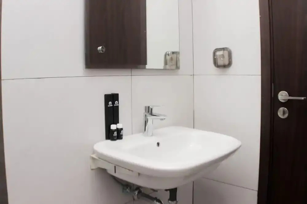 Бекаси: Best Choice And Comfy Studio Apartment Eastern Green Lrt City