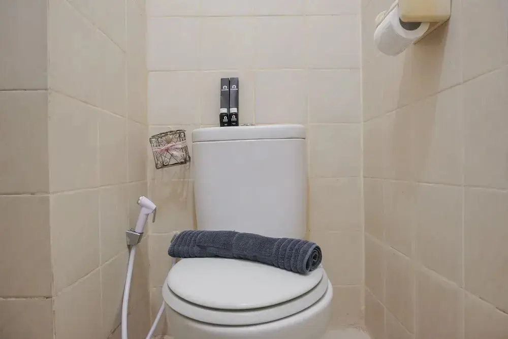 Джакарта: Cozy Living Studio Apartment At Belmont Residence Near Puri
