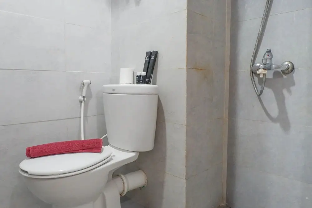 Сурабая: Minimalist Modern Studio Room Apartment At Taman Melati