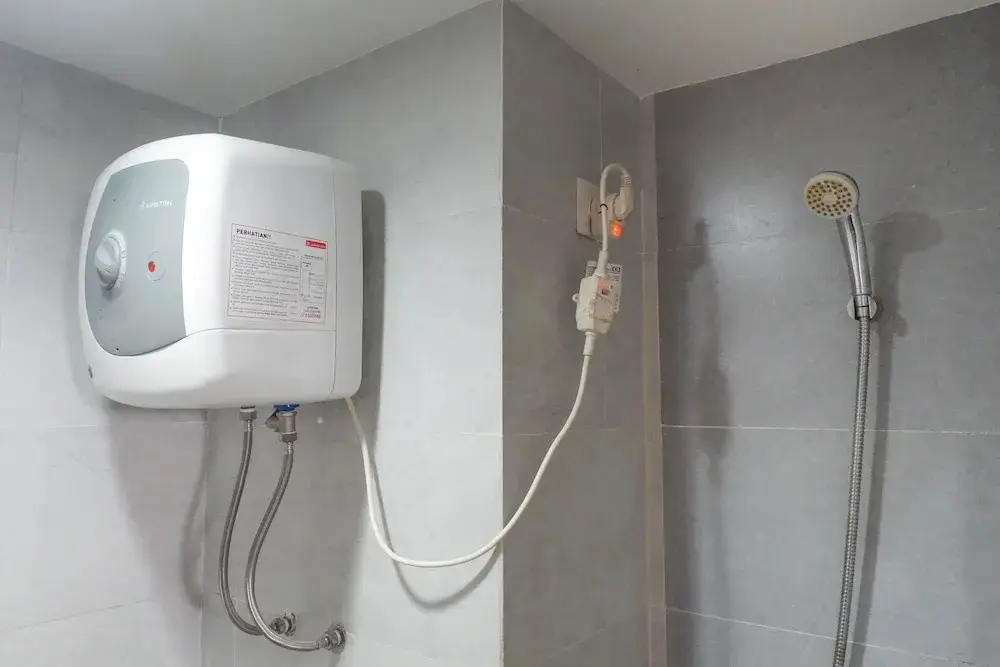 Сурабая: Minimalist Modern Studio Room Apartment At Taman Melati