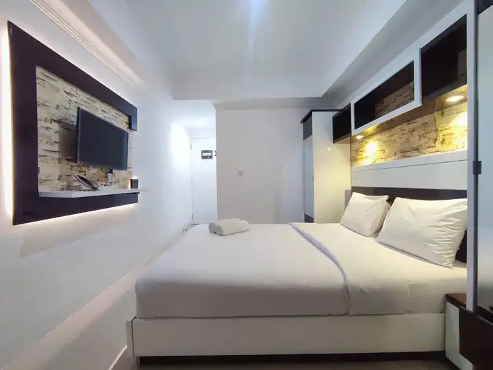 Семаранг: Simple And Homey Studio Room At Paltrow Apartment