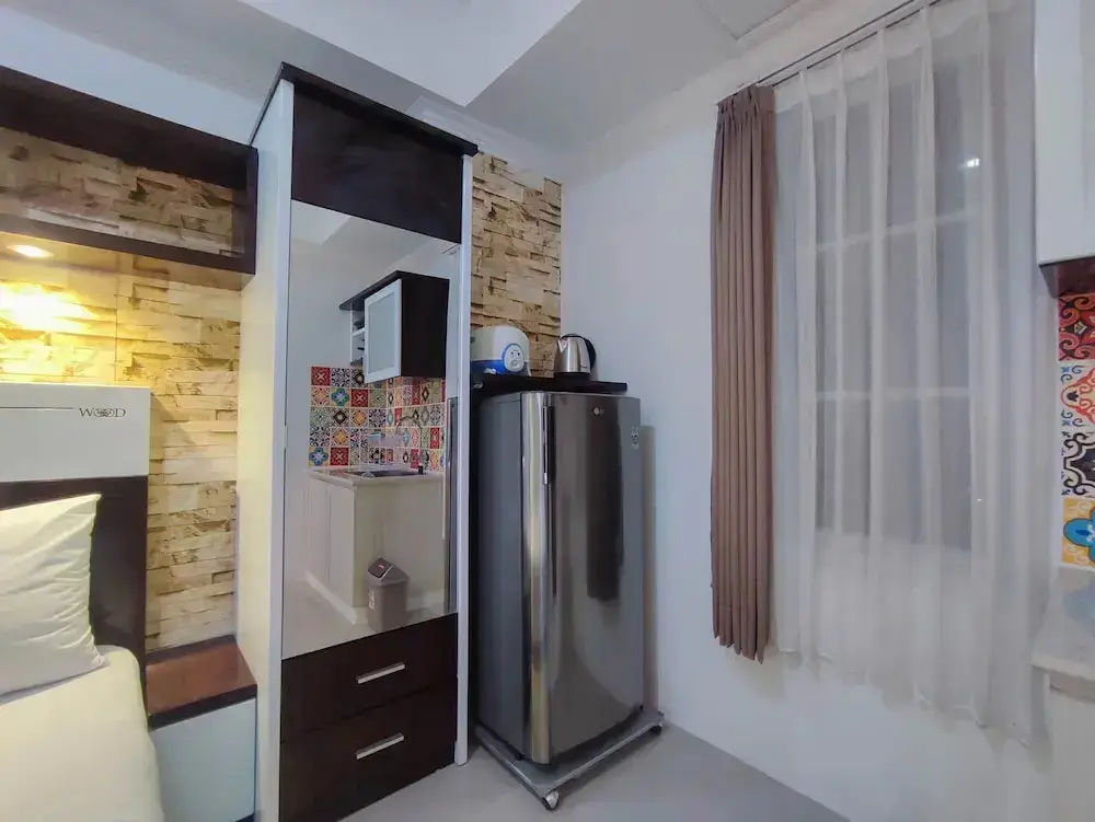Семаранг: Simple And Homey Studio Room At Paltrow Apartment