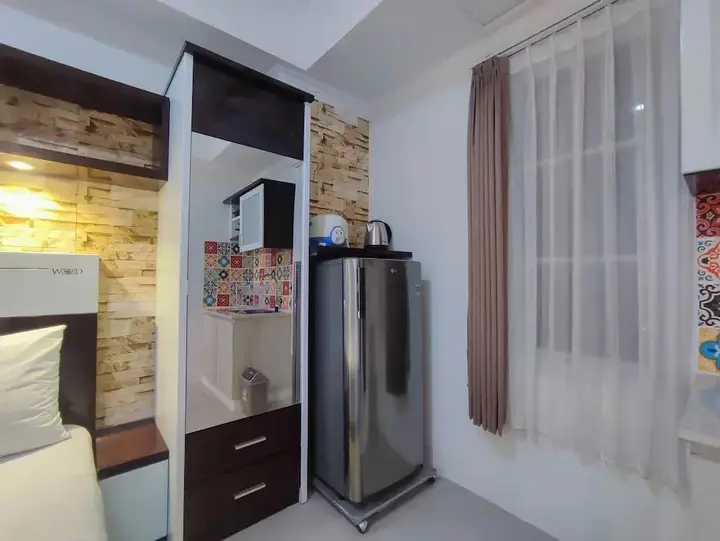 Семаранг: Simple And Homey Studio Room At Paltrow Apartment