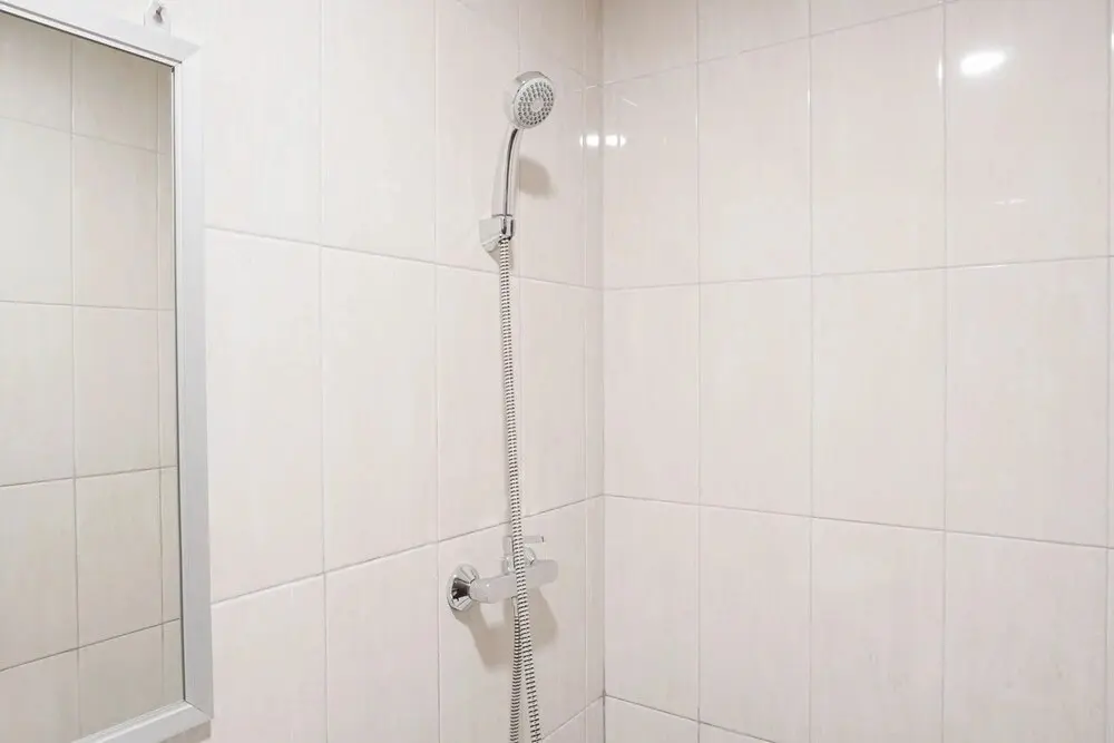 Джакарта: Fully Furnished With Comfortable Design Studio Citra Living Apartment