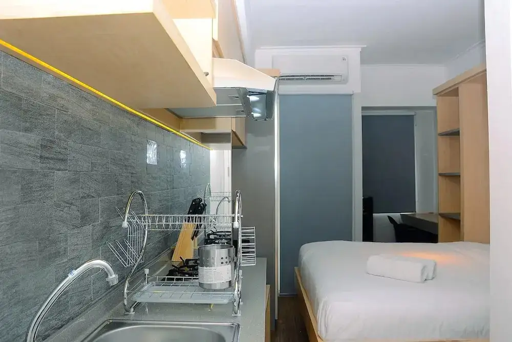Бекаси: Fully Furnished Studio At Springlake Summarecon Apartment