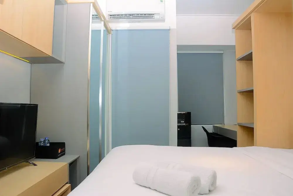 Бекаси: Fully Furnished Studio At Springlake Summarecon Apartment