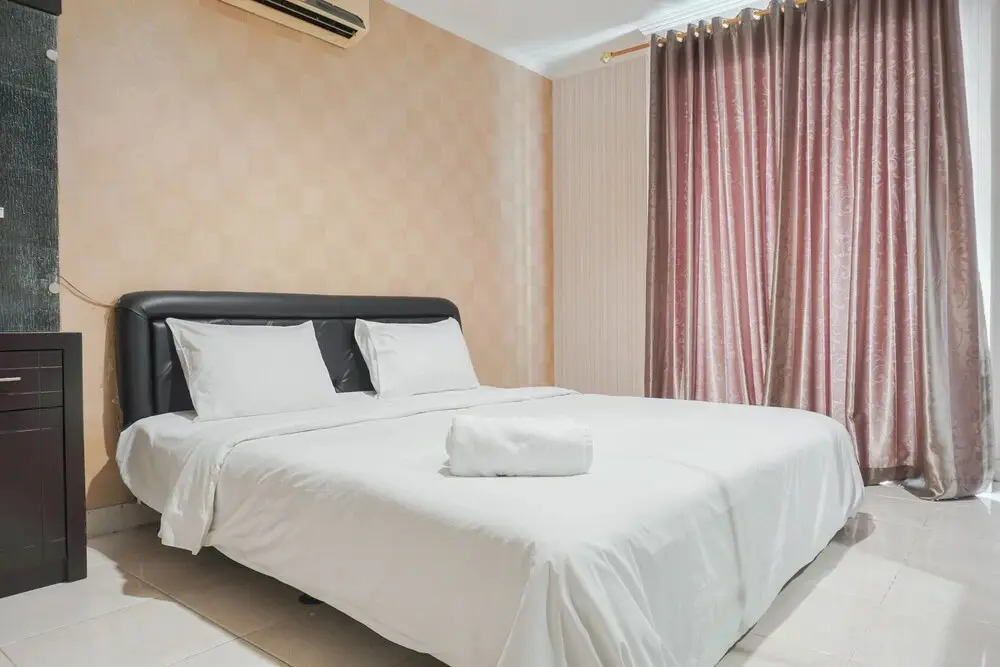 Джакарта: Comfort Living 1Br At The Boulevard Apartment