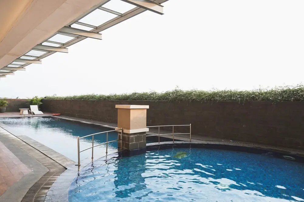 Джакарта: Minimalist And Homey 1Br At Belmont Residence Puri Apartment