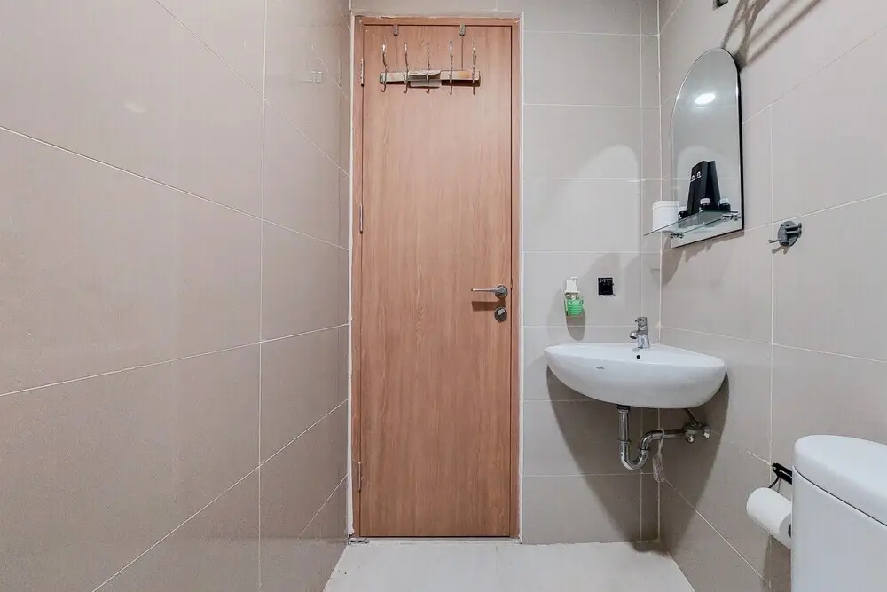 Legok: Comfort And Elegant Studio Apartment At B Residence