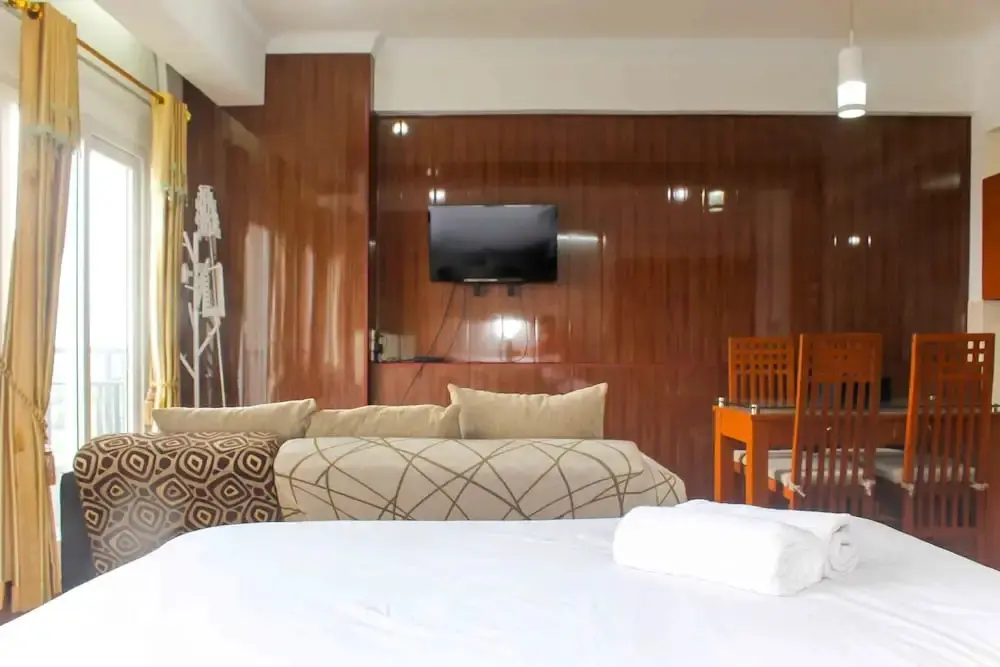 Джакарта: Nice And Comfort Studio At Sunter Park View Apartment