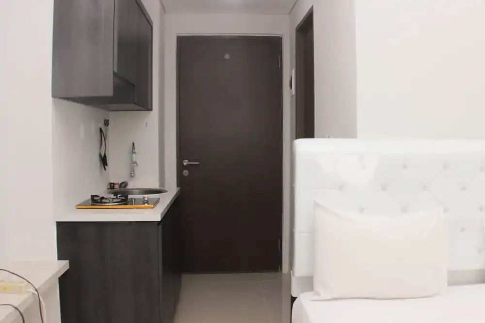 Бекаси: New Furnished And Comfy Studio At Transpark Juanda Bekasi Timur Apartment