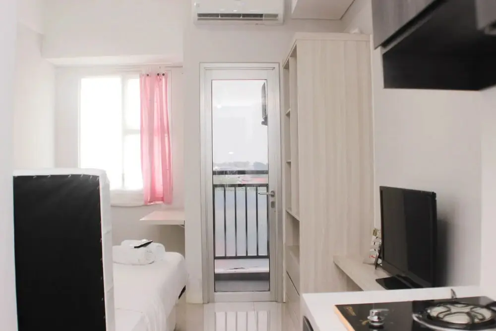Бекаси: New Furnished And Comfy Studio At Transpark Juanda Bekasi Timur Apartment